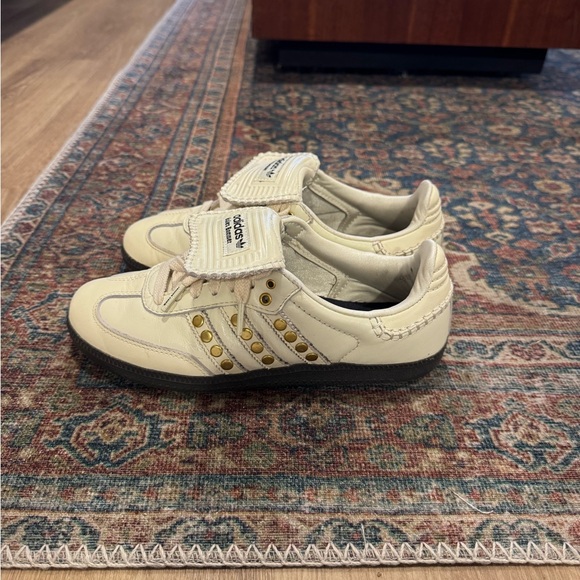 adidas Samba Wales Bonner Studded Pack Cream White - Mens 6 / Women's 7.5-8 adidas Samba Wales Bonner Studded Pack Cream White - Mens 6 / Women's 7.5-8